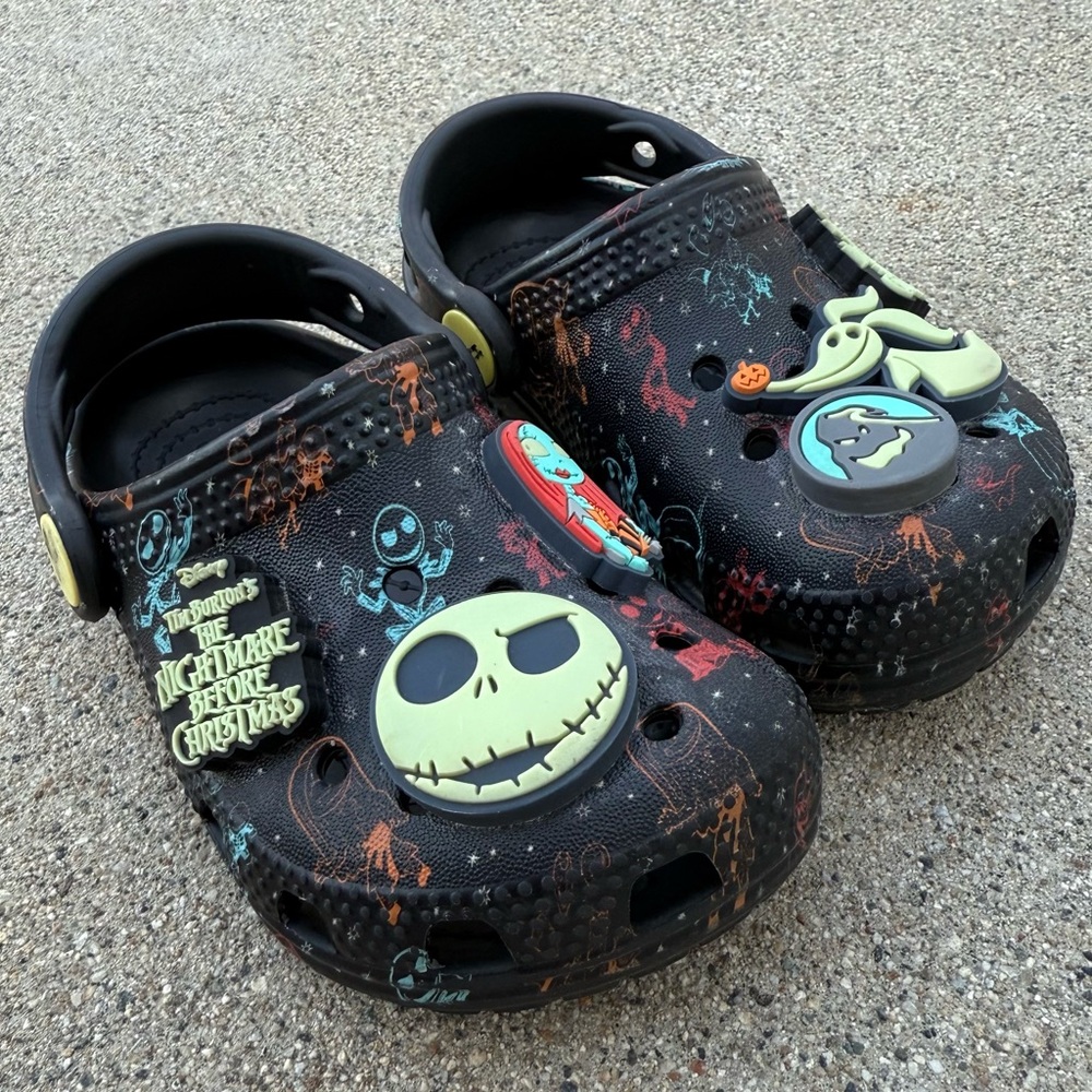 Disney the nightmare before Christmas Sz C7 glow in the dark CROCS Oogie boogie - Picture 5 of 5
